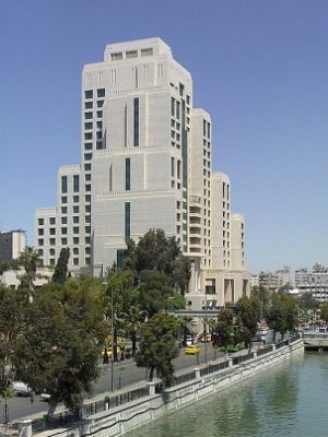 Barada_river_in_Damascus_(April_2009)